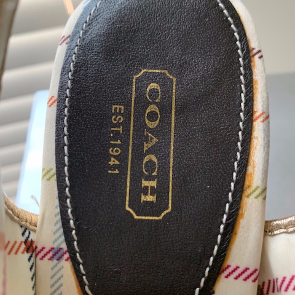 Coach Shoes size 9 1/2 (runs small)